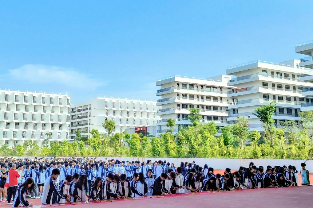 春暖花开迎开学 巳巳如意启新程——​球友会网页版2025年春季开学返校指南